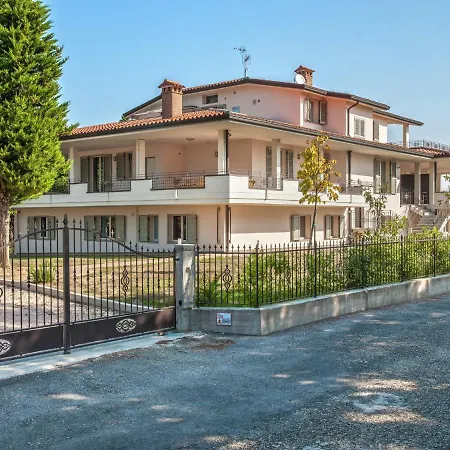 Hillside Comfort In Appartamento