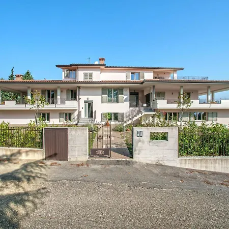 Hillside Comfort In Appartamento