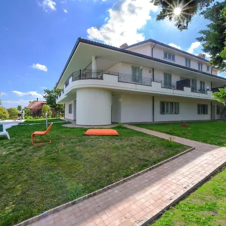 Hillside Comfort In Apartamento *