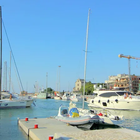 Apartman Hillside Comfort In *