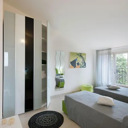 Hillside Comfort In *